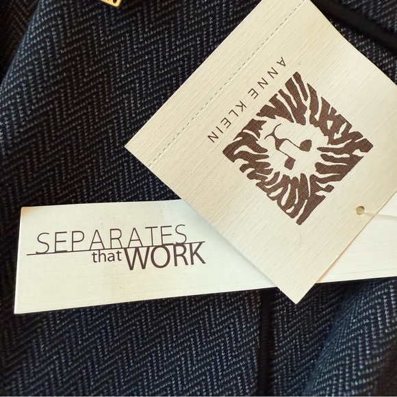 NWT Anne Klein Stylish Blue dress pants. Formal/ business casual. Women’s medium - Picture 9 of 11